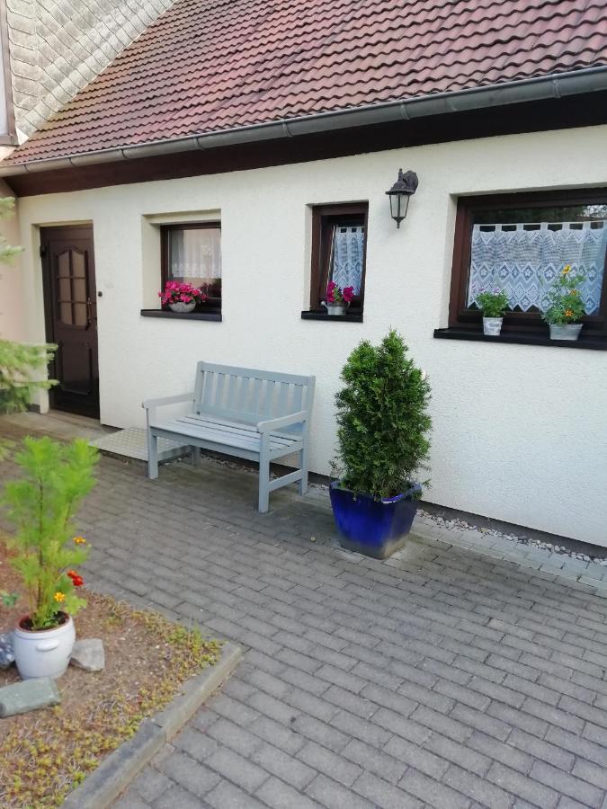 Kleines Haus Mit Geschichte Villa Neukirchen  Exterior foto